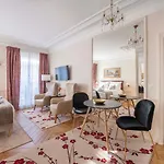 Apartment Le Beau Marais - Luxury Apartments, Air Cond, Lift