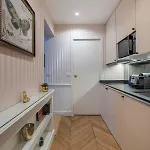Le Beau Marais - Luxury Apartments, Air Cond, Lift