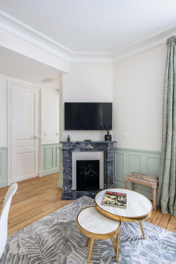 Le Beau Marais - Luxury Apartments, Air Cond, Lift Appartamento Parigi
