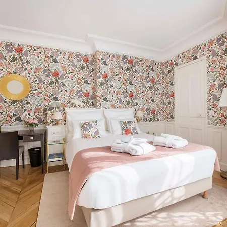 Le Beau Marais - Luxury Apartments, Air Cond, Lift Parigi