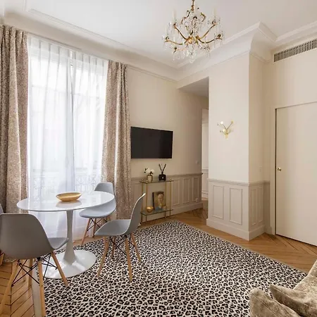 Appartamento Le Beau Marais - Luxury Apartments, Air Cond, Lift Parigi