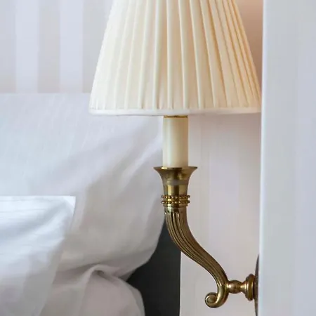 Le Beau Marais - Luxury Apartments, Air Cond, Lift Parigi
