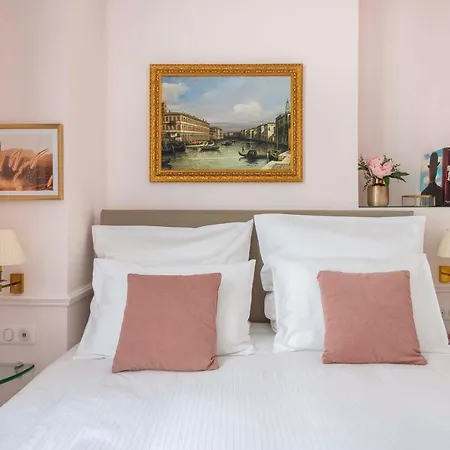 Le Beau Marais - Luxury Apartments, Air Cond, Lift * Parigi